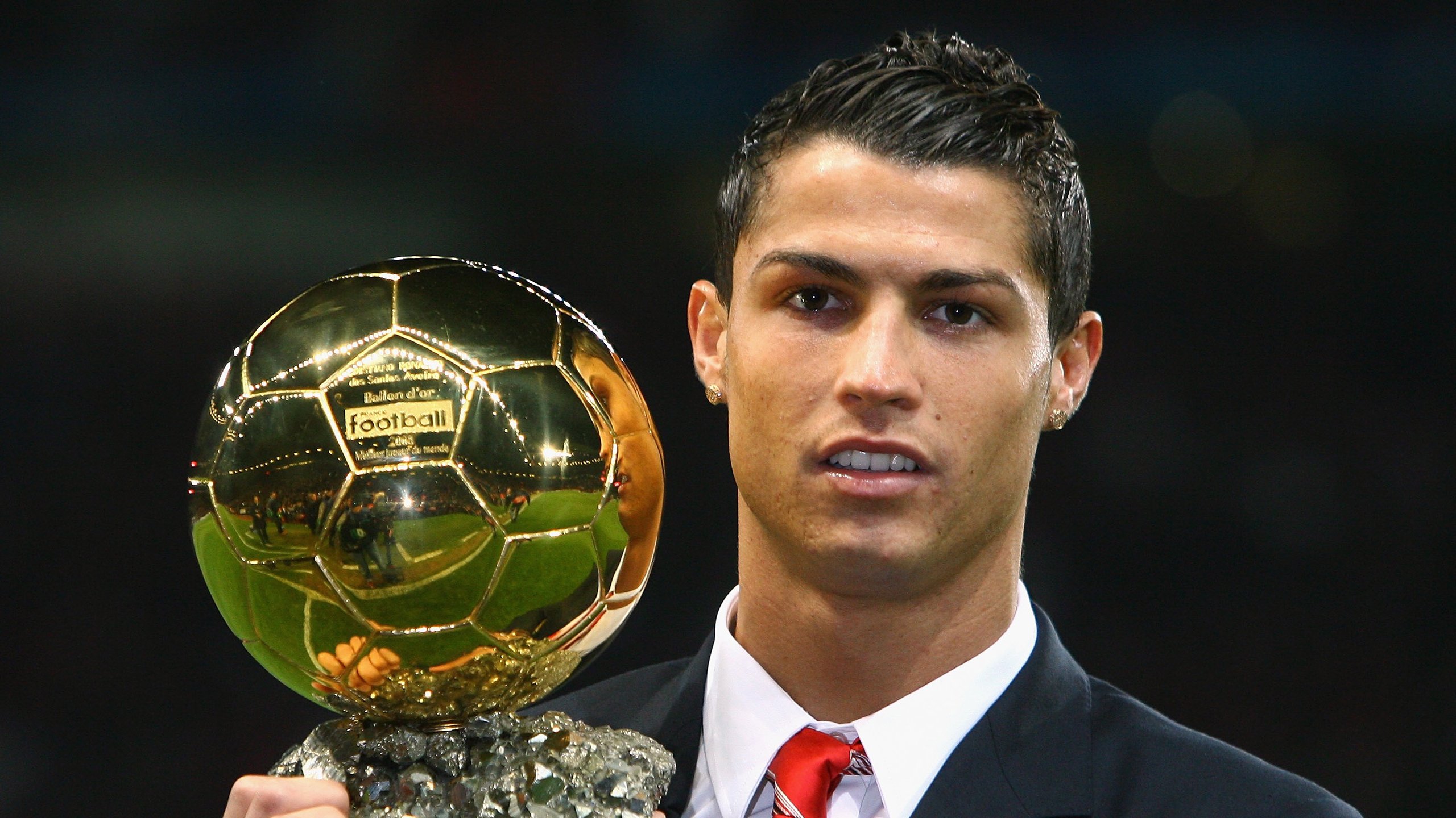 若日尼奥的完美节奏与曼城的末节风暴，一场战术与意志的较量